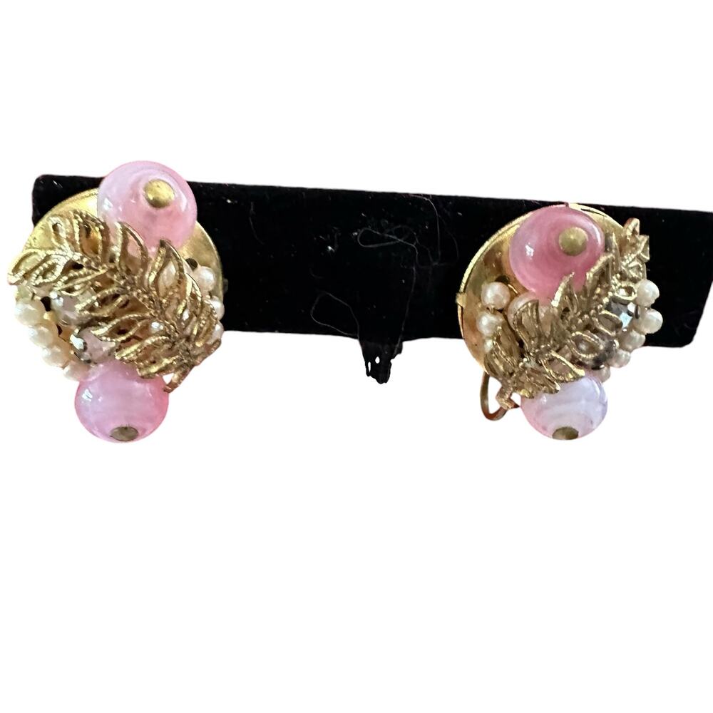 Vintage Screw Back Beaded Gold and Pink Earrings